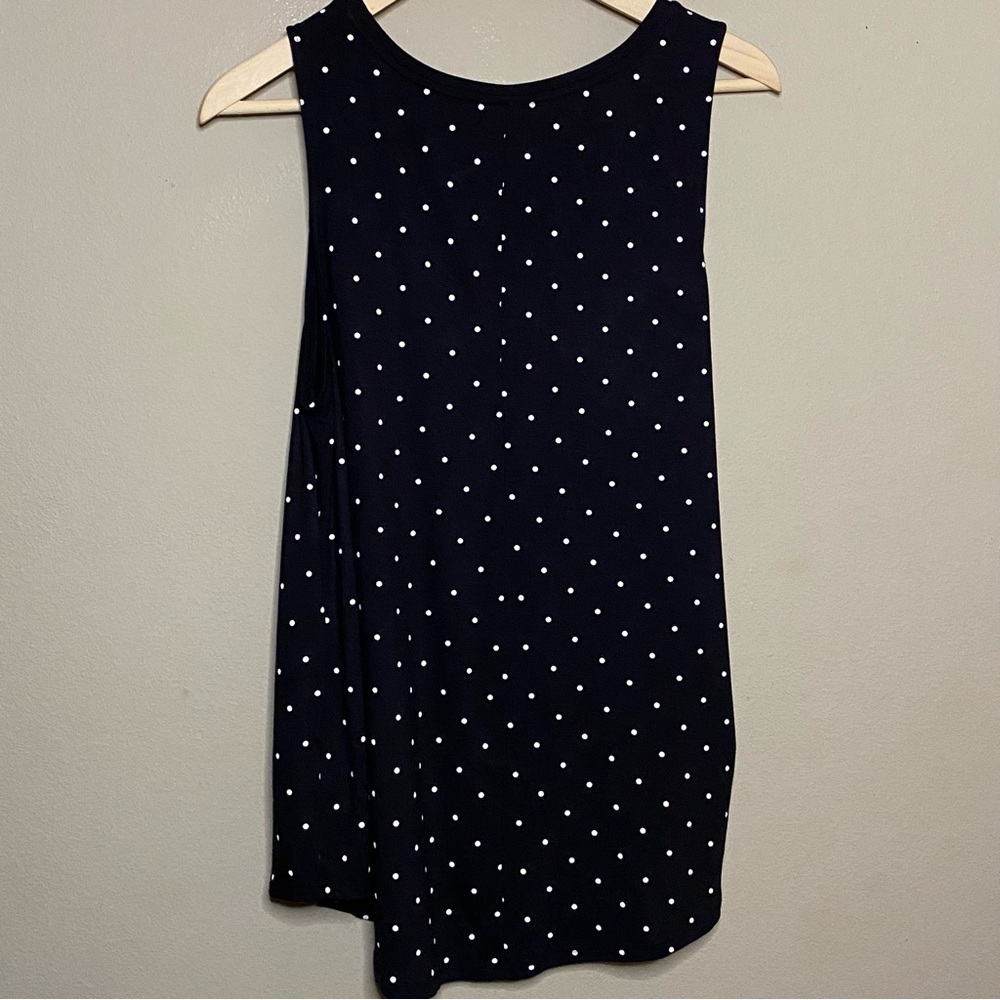 Old Navy Blouse Tank Women Large Black White Polka Dot Sleeveless Rayon Spandex - Picture 2 of 4